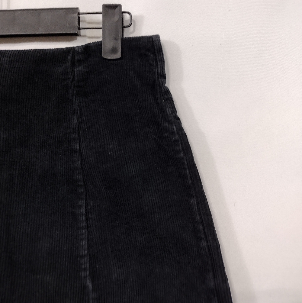 Brandy Melville A-line Corduroy Skirt Women's OS Black Preppy Academia Y2K 90s - Picture 3 of 7